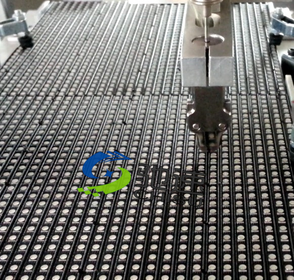 模組鎖螺絲設(shè)備