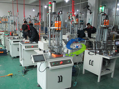 自動鎖螺絲機(jī)廠家 自動鎖螺絲機(jī)廠家