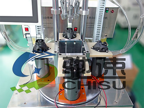 自動鎖長螺絲設備