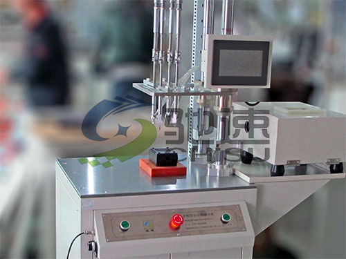 四軸自動(dòng)鎖螺絲機(jī)的應(yīng)用案例